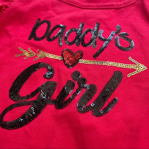 BTWEEN | Red long sleeve shirt Daddy’s Girl sequin embellishment - Size 5 - Picture 2 of 2